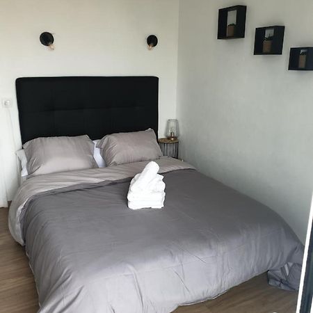 Les Pieds Dans L' Eau Apartamento Ampuriabrava Exterior foto