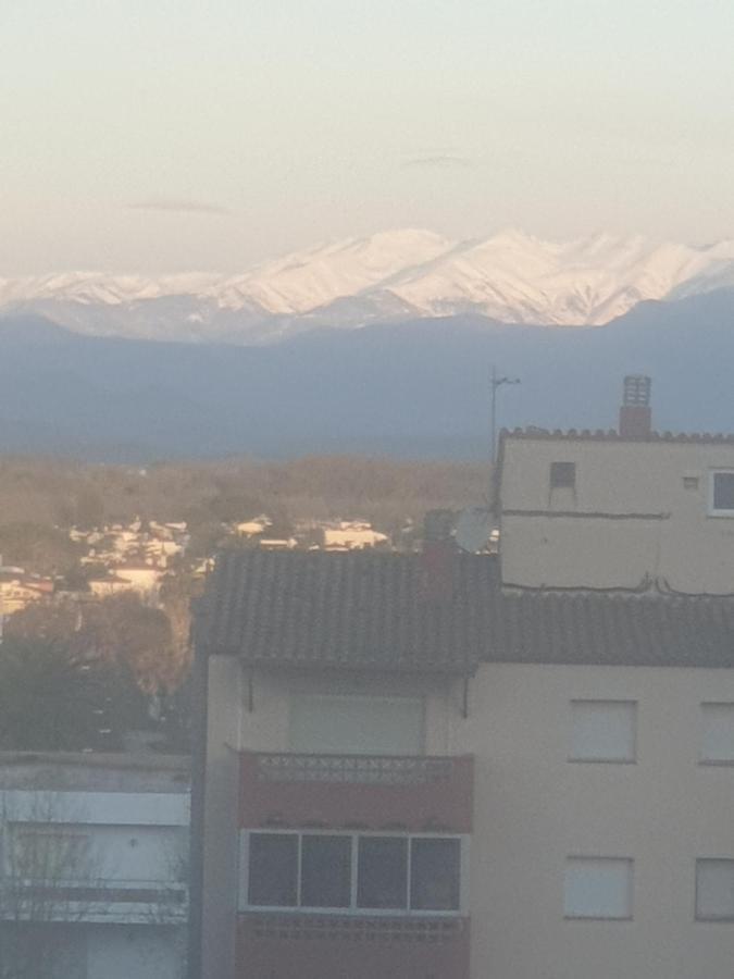 Les Pieds Dans L' Eau Apartamento Ampuriabrava Exterior foto