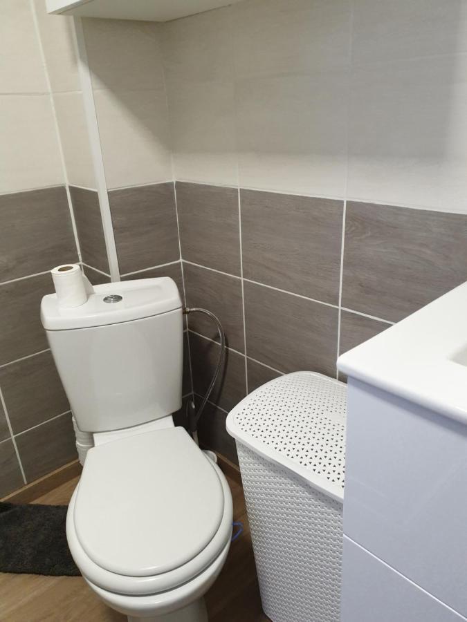 Les Pieds Dans L' Eau Apartamento Ampuriabrava Exterior foto