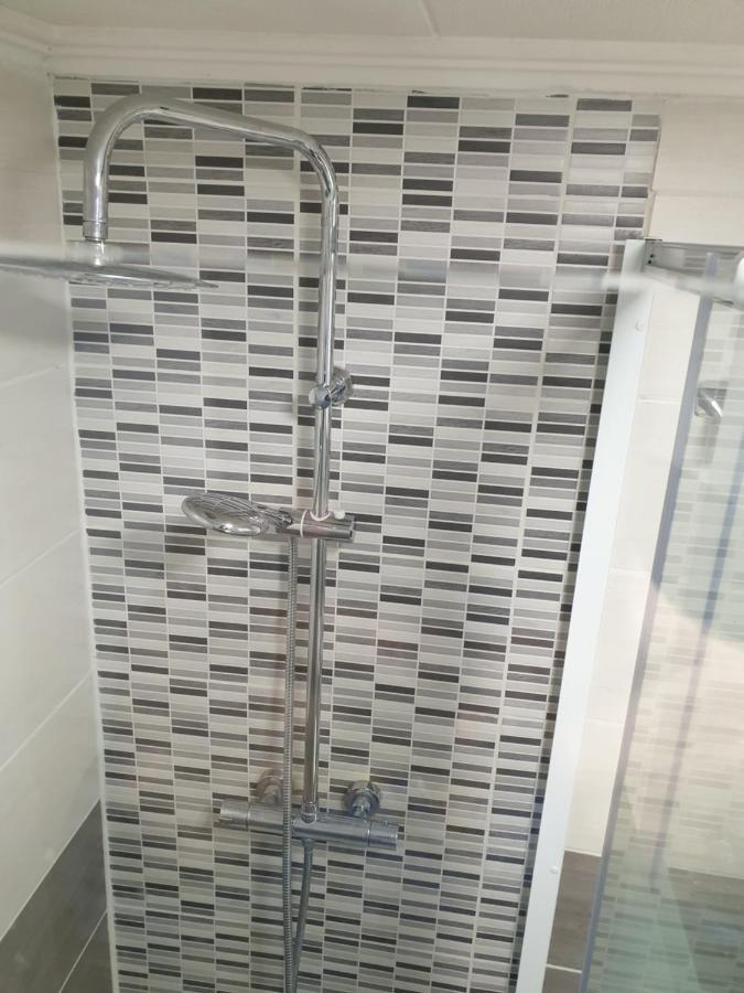 Les Pieds Dans L' Eau Apartamento Ampuriabrava Exterior foto