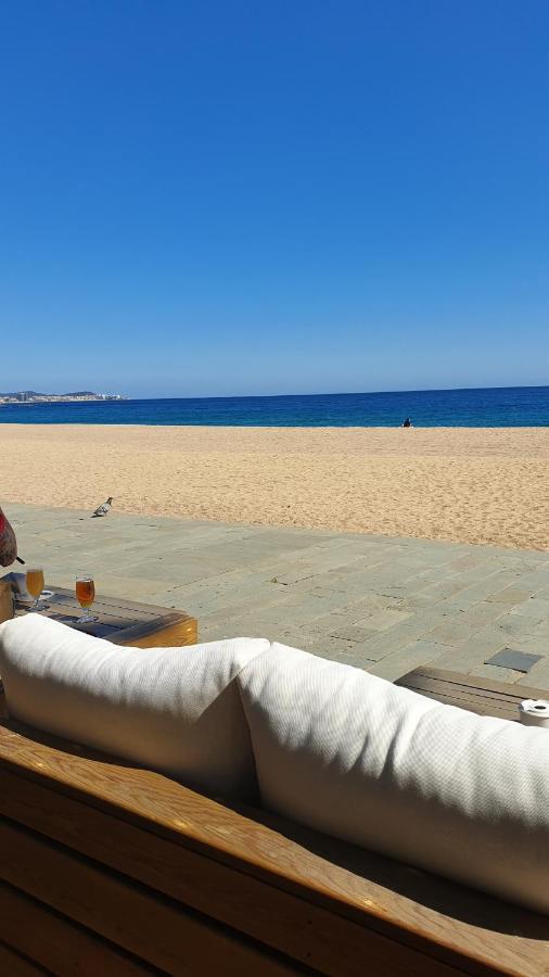 Les Pieds Dans L' Eau Apartamento Ampuriabrava Exterior foto